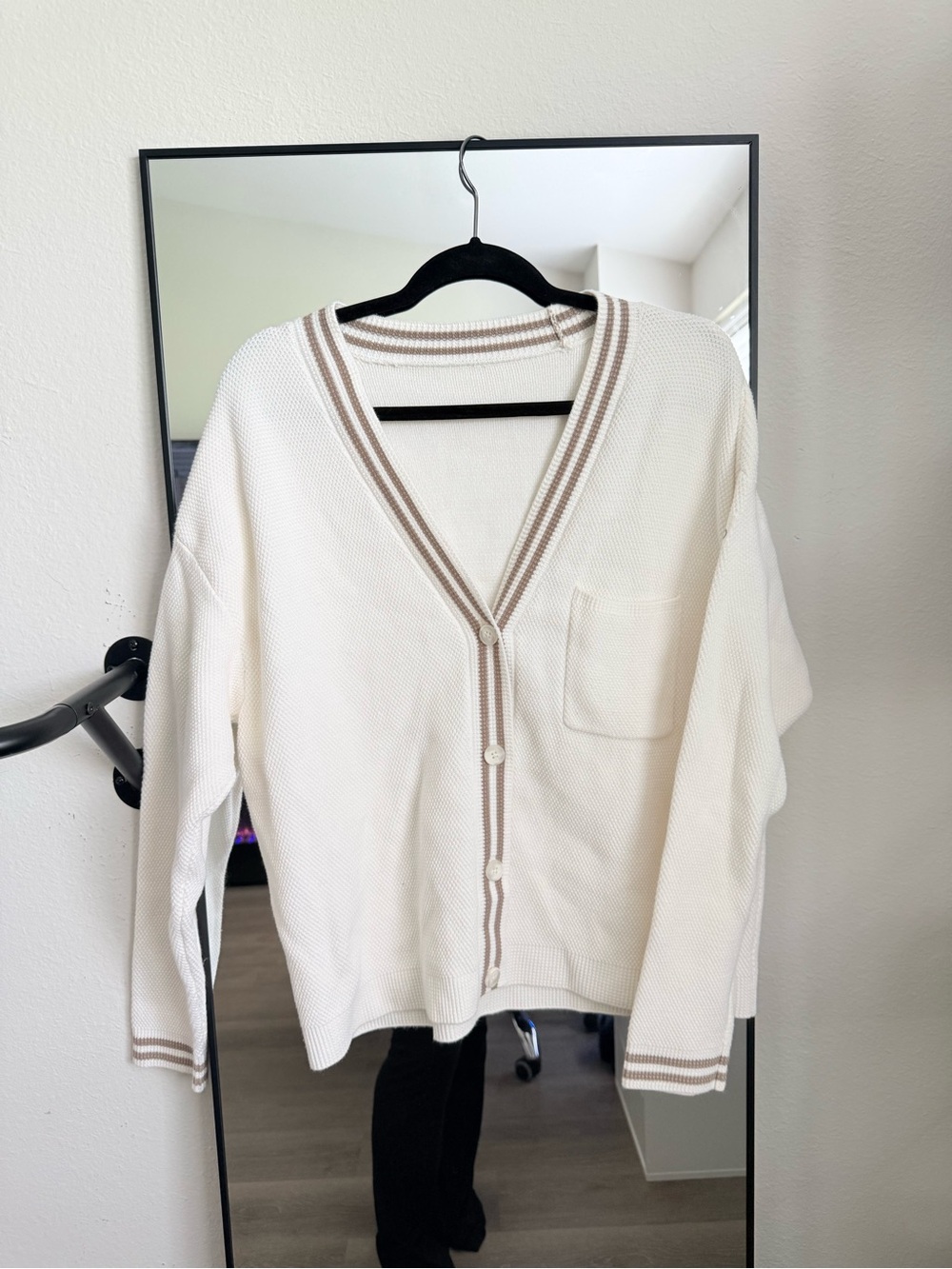 ALO Yoga Tennis Knit Cardigan in Cream - Picture 2 of 4